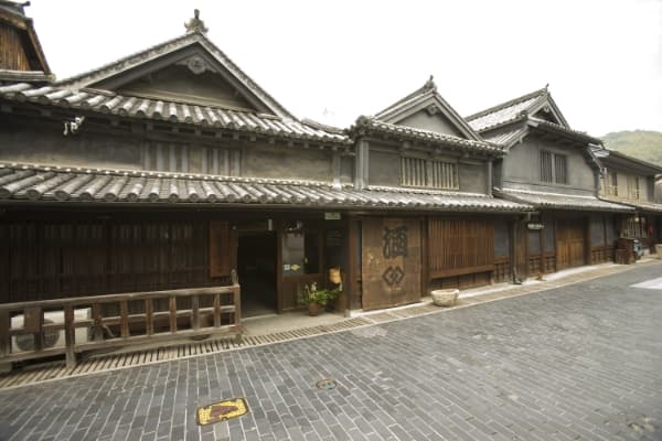 Ozasaya Taketsuru [Taketsuru Sake Brewery]